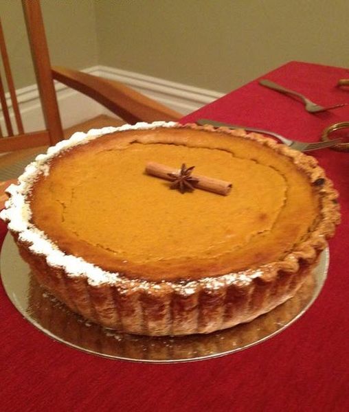 She Brought A Pastry To Her Son’s Grave Only To Find A Note Saying ‘Thank You’